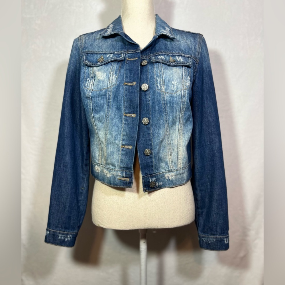 Jessica Simpson Distressed Blue Denim Jacket Size M Button Down Trendy Casual - Picture 8 of 8